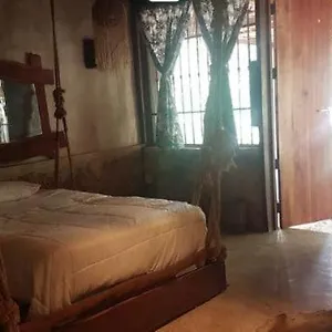 Ecolodge Uh May Francisco Uh May
